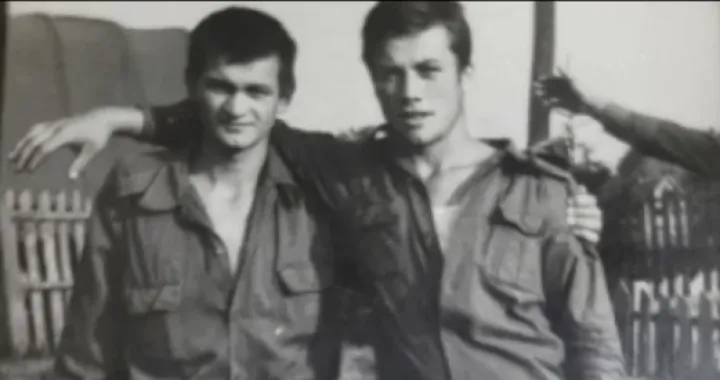 Halid Be&scaron;lić (desno), vojnički dani, vojni rok, JNA/Facebook