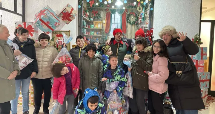 Mali&scaron;ani Ustanove Pazarić u posjeti Polarnom muzeju Djeda Mraza//