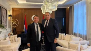 Jean-Lin Lacapelle, francuski parlamentarac koji je tokom vikenda na Radio-televiziji Republike Srpske (RTRS) izrazio podršku Miloradu Dodiku ali i ideji nezavisnosti Republike Srpske/