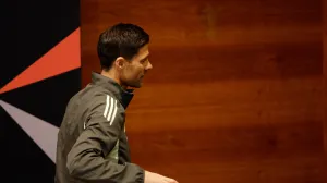 FILE PHOTO: Soccer Football - Spanish Super Cup - Final - Real Madrid Press Conference - King Abdullah Sport City Stadium, Jeddah, Saudi Arabia - January 10, 2026 Real Madrid coach Xabi Alonso leaves the press conference REUTERS/Vincent West/File Photo/Foto: Vincent West