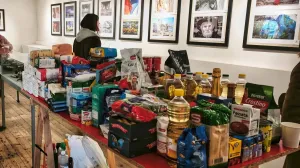 Humanitarna pomoć u galeriji /DARKO STANČIĆ/