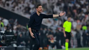 Soccer - Spanish Super Cup - Semi Final - Atletico Madrid v Real Madrid - King Abdullah Sports City, Jeddah, Saudi Arabia - January 8, 2026 Real Madrid coach Xabi Alonso reacts REUTERS/Stringer/Foto: Stringer