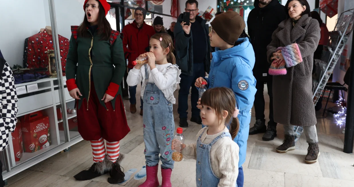 Polarni muzej Djeda Mraza, mjesto gdje smo oslobodili radost/Oslobođenje 