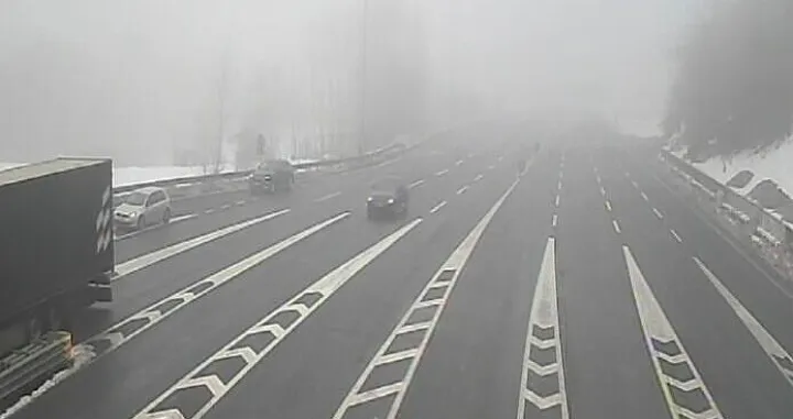 Autocesta A-1 NM Sarajevo sjever, magla i mokar kolovoz//