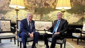 HAG (AA) - Turski predsjednik Recep Tayyip Erdogan i ameriДЌki predsjednik Donald Trump sastali su se u Hagu tokom samita NATO-a. Razgovarali su o regionalnim i globalnim pitanjima, kao i o bilateralnim vezama. (CumhurbaЕџkanlД±ДџД± - Anadolu Agency)/Anadolija