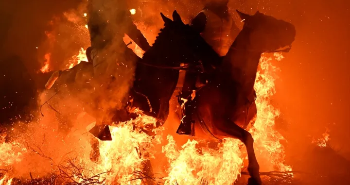 Konji preskaču vatru/Anadolija/