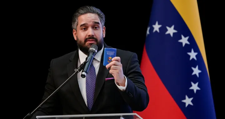 Nicolas Maduro Guerra, son of ousted president Nicolas Maduro, speaks during a meeting of jurists advocating for the liberation of ousted President Nicolas Maduro and his wife, Cilia Flores, following their capture by U.S. forces during U.S. strikes on Venezuela, at the Teresa Carreno Theater in Caracas, Venezuela, January 16, 2026. REUTERS/Gaby Oraa/Gaby Oraa