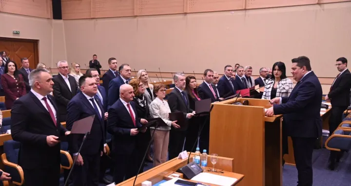 Narodna skup&scaron;tina Republike Srpske, izbor druge vlade Save Minića, polaganje zakletve/
