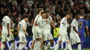 Soccer Football - UEFA Champions League - Real Madrid v AS Monaco - Santiago Bernabeu, Madrid, Spain - January 20, 2026 Real Madrid's Jude Bellingham celebrates scoring their sixth goal with Kylian Mbappe REUTERS/Violeta Santos Moura/Foto: Violeta Santos Moura