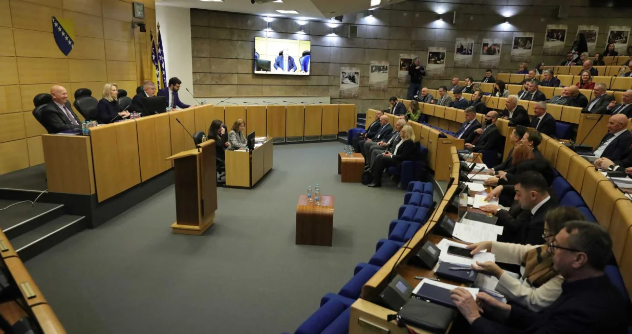 Predstavnički dom Parlamenta FBiH, sjednica/Senad Gubelić