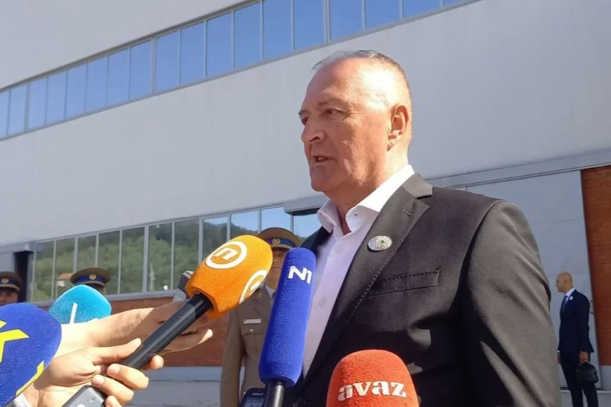 Helez u Srebrenici/Kadira &Scaron;akić/Fena/Kadira &Scaron;akić