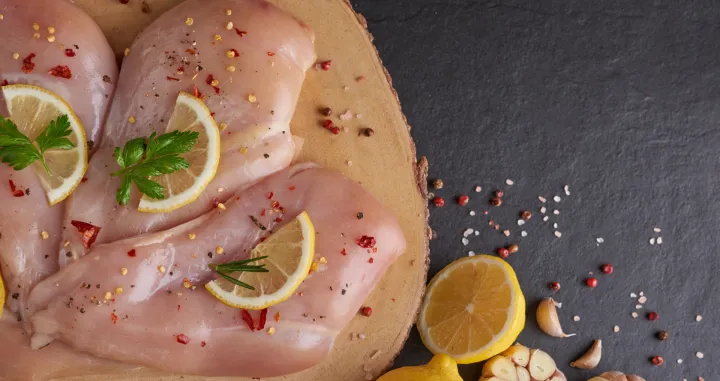 Trik za savr&scaron;eno prženu piletinu/Free Pik