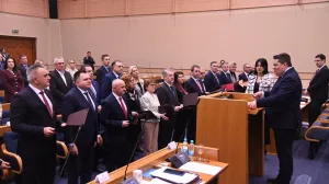 Narodna skupština Republike Srpske, izbor druge vlade Save Minića, polaganje zakletve/