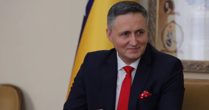 Intervju- Član Predsjedni&scaron;tva Bosne i Hercegovine dr. Denis Bećirović/Senad Gubelić