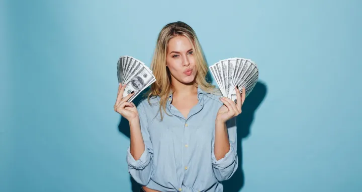 Tri horoskopska znaka uskoro dolaze do novca//