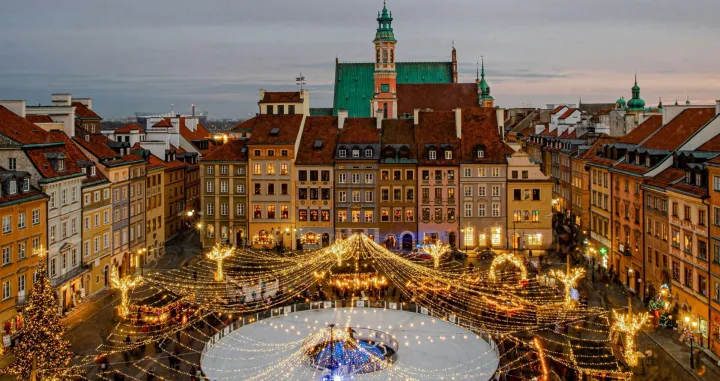 Var&scaron;ava, Poljska/Elijah G