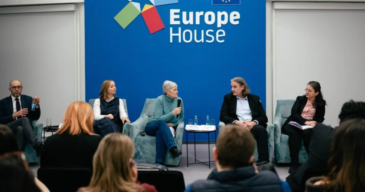 Panel u organizaciji BIRN HUB-a pod nazivom "Koliko kasno je prekasno? Ponovna procjena puta Bosne ka tranzicijskoj pravdi"/Birn