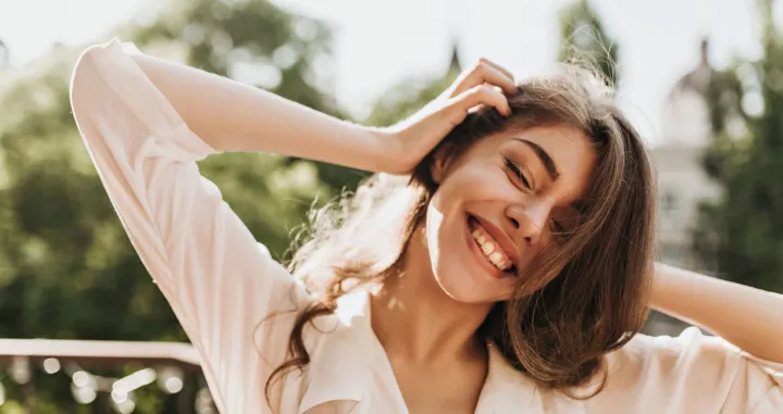 Univerzum &scaron;alje jasan znak//