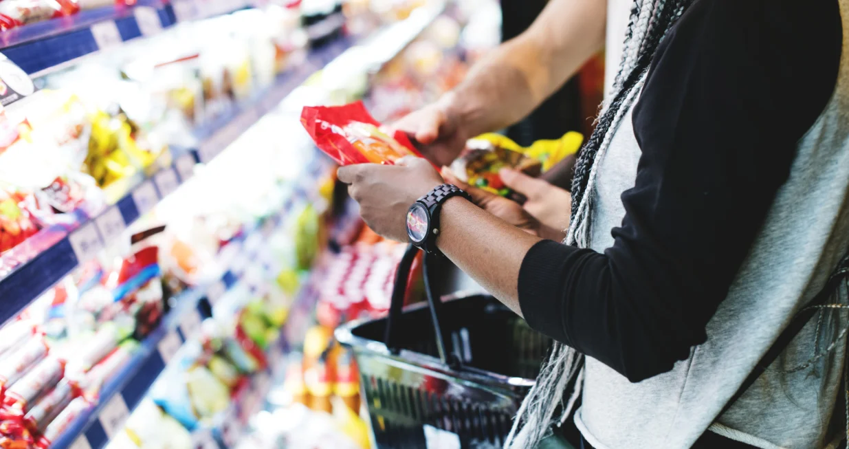 kupovina, trgovina, u&scaron;tede/Freepik