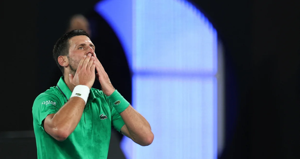 Tennis - Australian Open - Melbourne Park, Melbourne, Australia - January 31, 2026 Serbia's Novak Djokovic celebrates winning his semi final match against Italy's Jannik Sinner REUTERS/Edgar Su/Foto: Edgar Su
