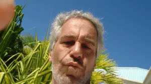 Jedna od fotografija iz objavljenih dokumenata Jeffreya Epsteina//