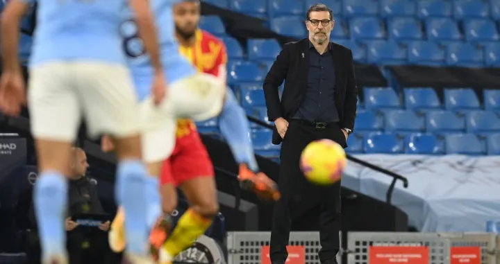 epa08886353 West Bromwich's manager Slaven Bilic reacts during the English Premier League match between Manchester City and West Bromwich Albion FC in Manchester, Britain, 15 December 2020. EPA/Michael Regan/POOL EDITORIAL USE ONLY. No use with unauthorized audio, video, data, fixture lists, club/league logos or 'live' services. Online in-match use limited to 120 images, no video emulation. No use in betting, games or single club/league/player publications./Foto: Michael Regan/Pool