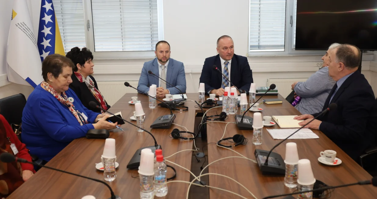 Sastanak predsjednika VSTV-a BiH sa predstavnicima udruženja žrtava rata/Vstv