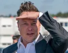 epa09889605 (FILE) - Tesla and SpaceX CEO Elon Musk arrives for a statement at the construction site of the Tesla Giga Factory in Gruenheide near Berlin, Germany, 03 September 2020 (reissued 14 April 2022). A statement published by the US Securities and Exchange Commission (SEC) on 14 April 2022 reads that Elon Musk has filed a proposal to acquire all available Twitter shares at a price of 54.20 US dollars per share, an offer that would total in 43.4 billion USD of company value. EPA/ALEXANDER BECHER *** Local Caption *** 56315886/Alexander Becher