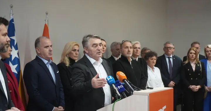 Željko Kom&scaron;ić//