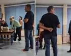 Pijunović u raspravi sa predsjednicom biračkog odbora i policijom/Screenshot/