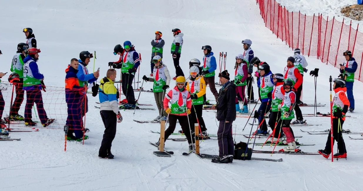 Međunarodno ski takmičenje menadžera na Bjela&scaron;nici//