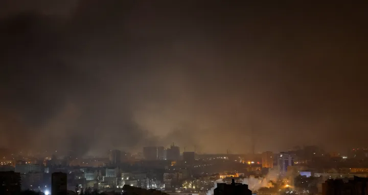 Smoke rises in the city after Russian drone strikes, amid Russia's attack on Ukraine, in Kyiv, Ukraine January 12, 2026. REUTERS/Gleb Garanich/Gleb Garanich