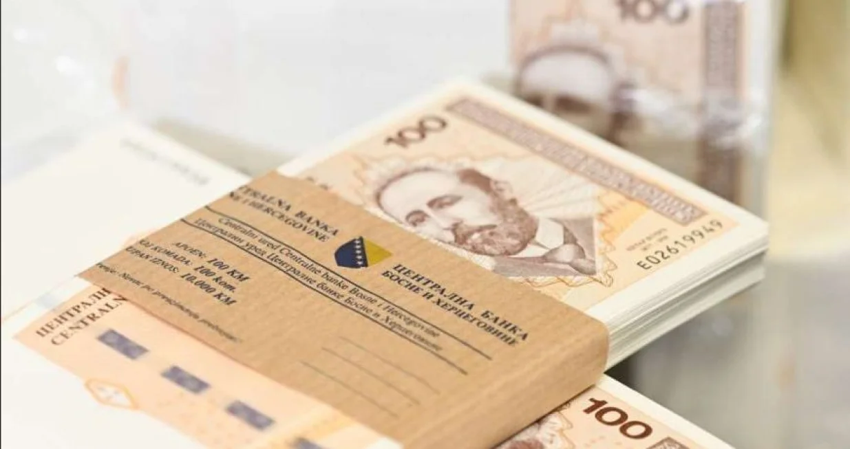 novac foto 1/Sanja ДђukiД&Dagger;