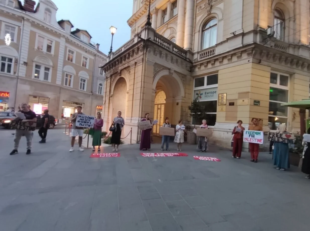 Gaza, Sarajevo, protest, čitanje imena ubijenih, most između dvije tragedije, Vječna vatra, Spomenik ubijenoj djeci Sarajeva/