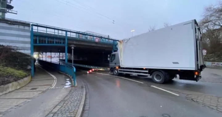 Izazvao saobraćajni kolaps/Polizei Gauting//