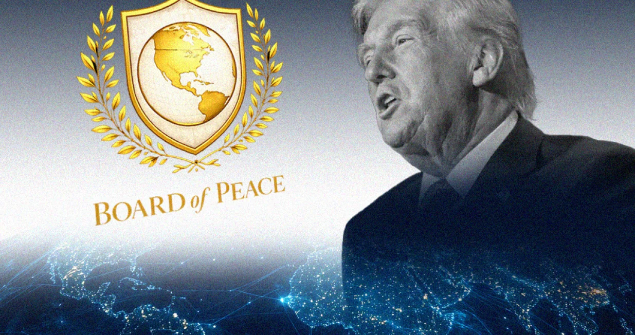 Blagojević analizira pravnu neusklađenost tzv. Trumpovog Odbora za mir s Poveljom Ujedinjenih nacija, nagla&scaron;avajući da su sve države članice UN-a obavezne po&scaron;tovati Povelju kao najvi&scaron;i pravni akt međunarodnog poretka. On tvrdi da taj odbor poku&scaron;ava preuzeti nadležnosti koje prema Povelji UN-a pripadaju isključivo Savjetu bezbjednosti, čime se kr&scaron;i međunarodno pravo i potkopava postojeći sistem kolektivne sigurnosti. Zaključno, predlaže da države zatraže savjetodavno mi&scaron;ljenje ili pokrenu postupak pred Međunarodnim sudom pravde kako bi se utvrdilo kr&scaron;enje Povelje UN-a i za&scaron;titio njen pravni autoritet./Benjamin Krnić