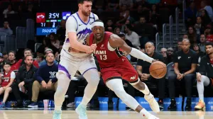 Feb 9, 2026; Miami, Florida, USA; Miami Heat center Bam Adebayo (13) drives to the basket against Utah Jazz center Jusuf Nurkic (30) during the third quarter at Kaseya Center. Mandatory Credit: Sam Navarro-Imagn Images/Foto: Sam Navarro