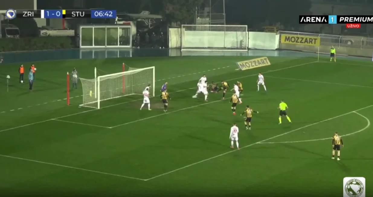 Peco zatresao mrežu domaćih/Foto: 