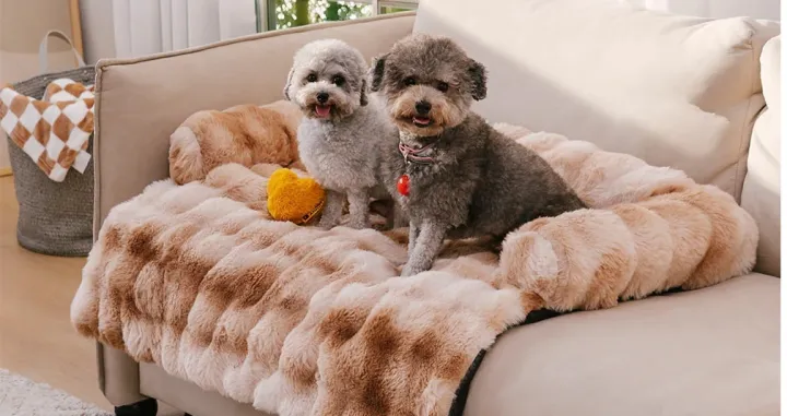 Prekrivači za namje&scaron;taj, kaučeve i ugaone/