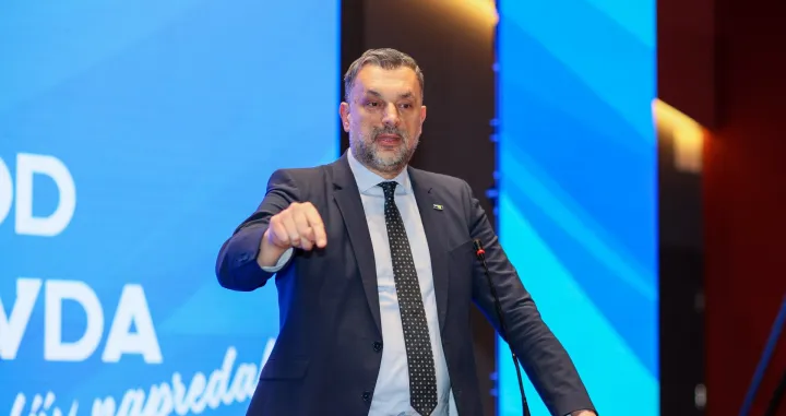 Elmedin Konaković//