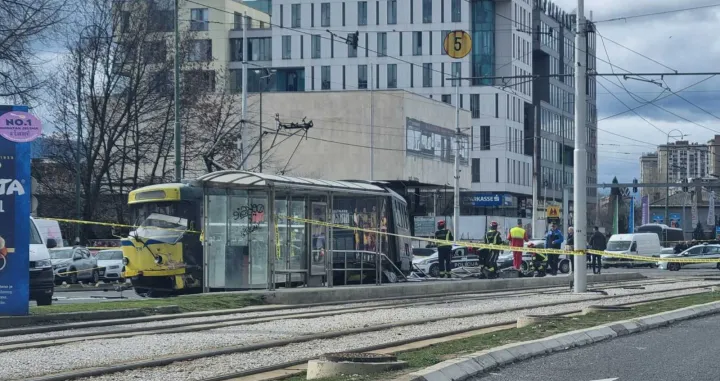 Nesreća, tramvaj, Sarajevo, Zemaljski muzej, stajali&scaron;te/Oslobođenje