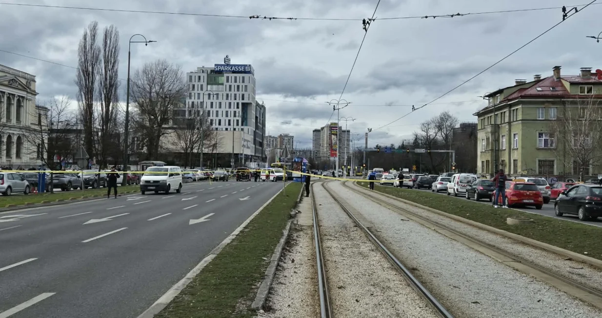 Tramvajska nesreća, tramvaj, Sarajevo, Zemaljski muzej, MUP KS, Hitna pomoć, Vatrogasci/Nedm Fetahović