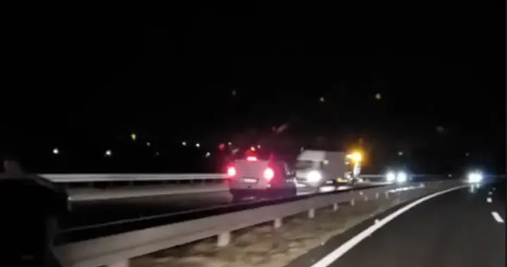 Kombi divljao suprotnom stranom ceste kod Varaždina: materijalna &scaron;teta, srećom bez povrijeđenih/Screenshot