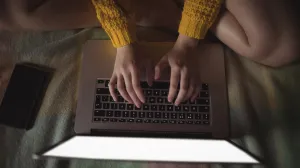 Postala pijun u shemi pranja novca/Freepik