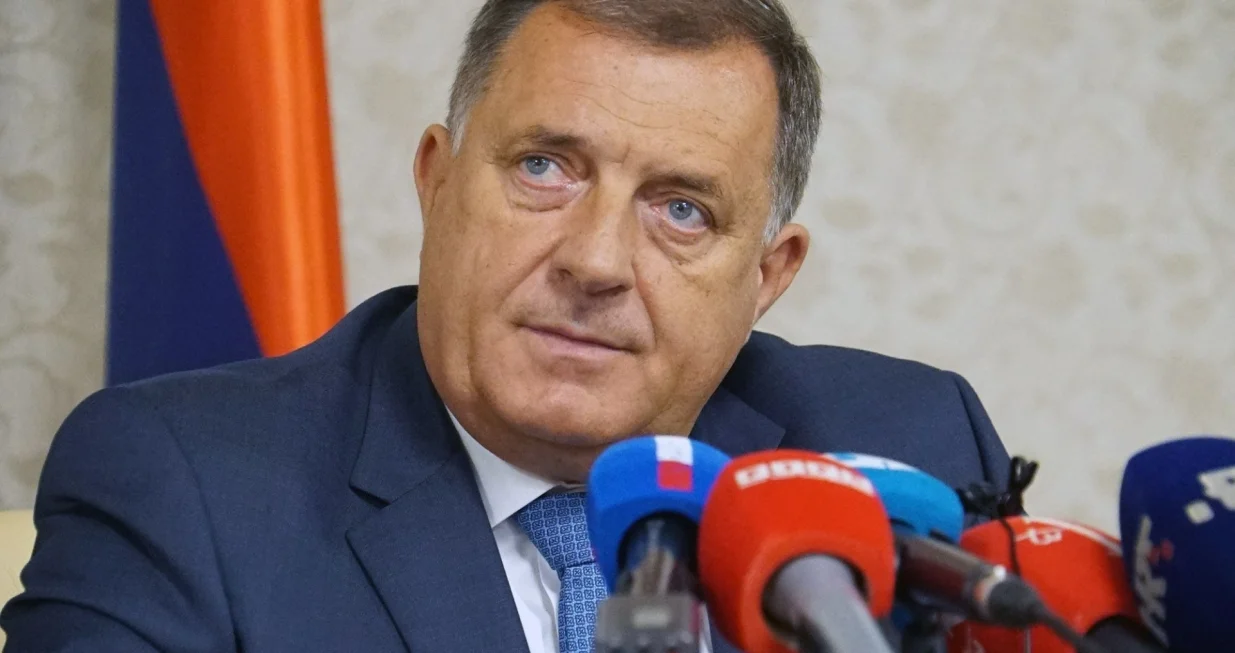 ISTOČNO SARAJEVO, 9. septembra (FENA) - Član Predsjedni&scaron;tva BiH Milorad Dodik izjavio je danas da nikakva komisija za integracije BiH sa NATO-om neće biti formirana, a da može biti formirana samo komisija za saradnju s NATO-om. (Foto FENA/Jasmin Hasečić)./Fena