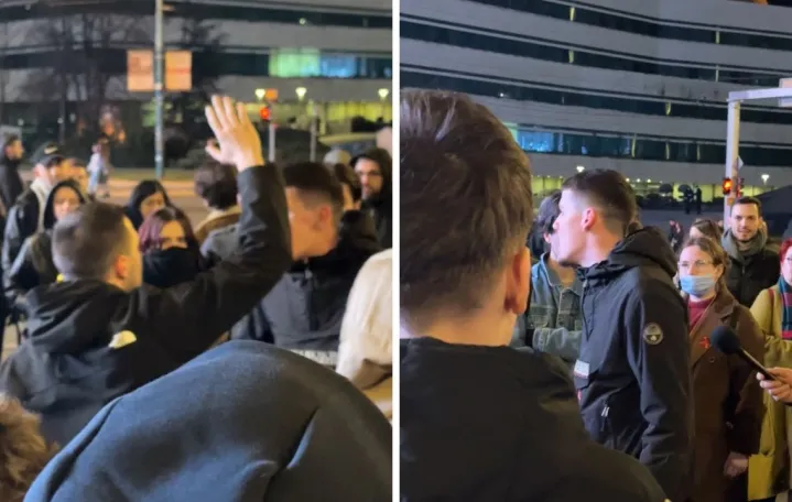 Obraćanje okupljenima na protestu/