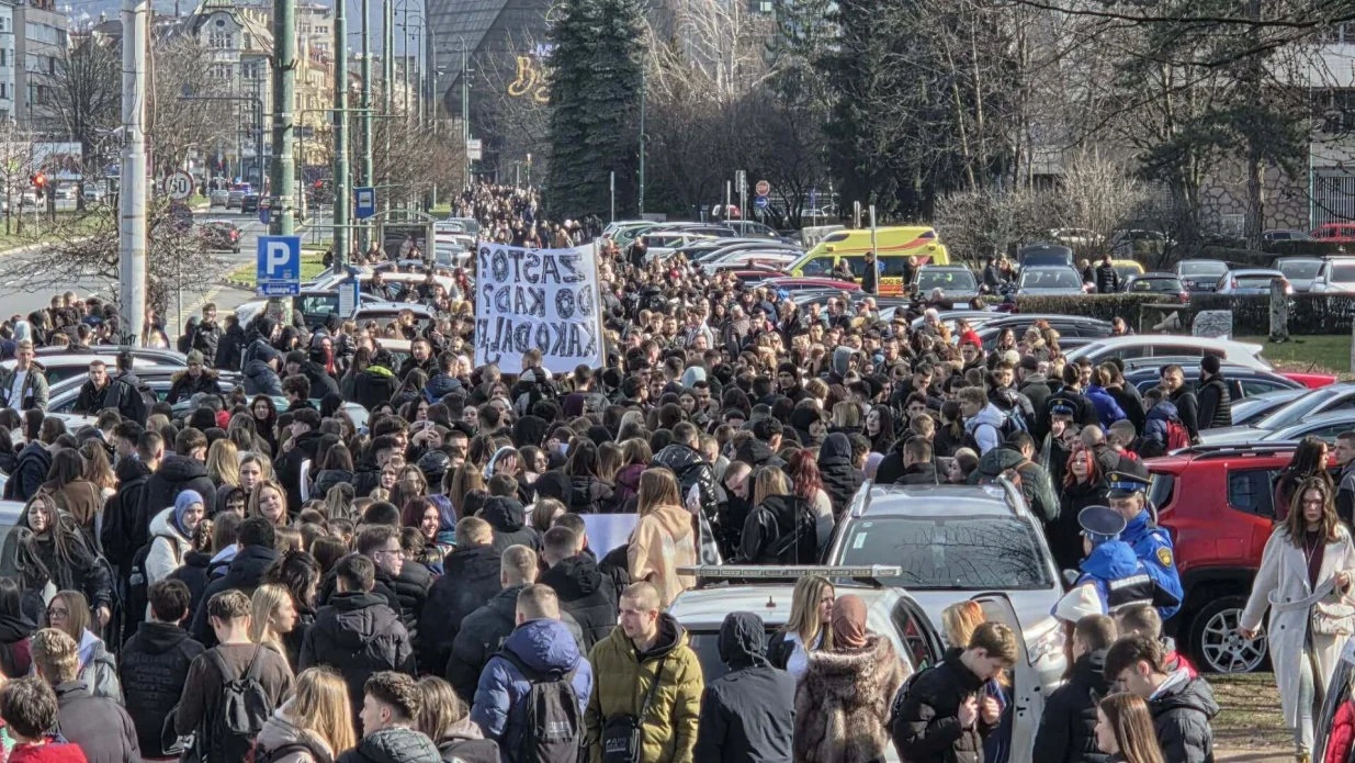 Protest kod Zemaljskog muzeja zbog tramvajske nesreće/Nedim Fetahović