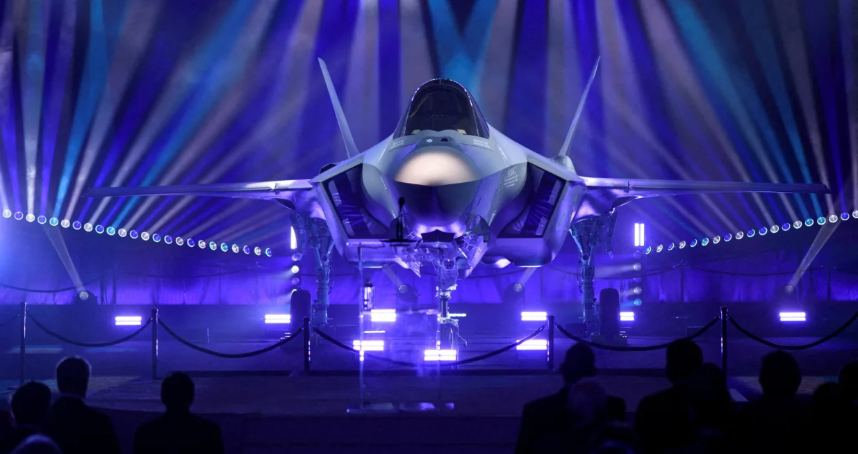 FILE PHOTO: Unveiling of the new F-35 during a rollout ceremony of F-35 fighter jets ordered by Finland at the Lockheed Martin Aeronautics facility in Fort Worth, Texas, U.S. December 16, 2025. REUTERS/Jeremy Lock/File Photo/Jeremy Lock