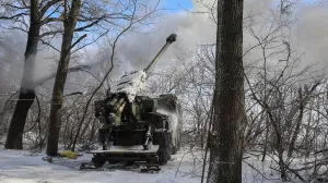 Service members of the 48th Separate Artillery Brigade of the Ukrainian Armed Forces fire a 2S22 Bohdana self-propelled howitzer towards Russian troops near a front line, amid Russia's attack on Ukraine, in Kharkiv region, Ukraine February 9, 2026. REUTERS/Vyacheslav Madiyevskyy/Vyacheslav Madiyevskyy