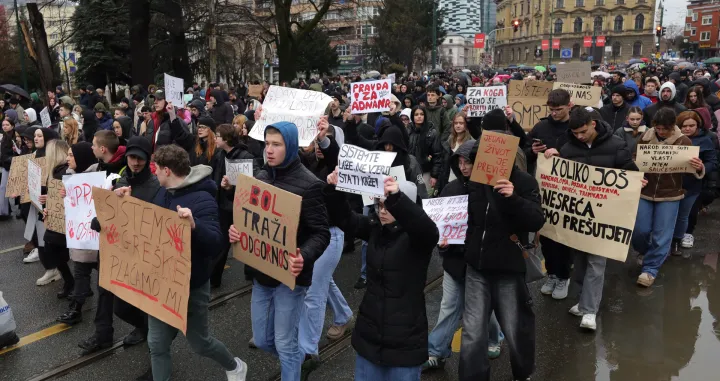 Protesti neformalne grupe građana povodom tramvajske nesreće/Senad Gubelić